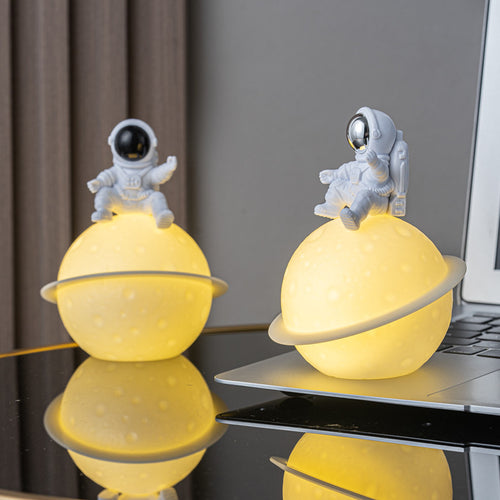 Astronaut Saturn Atmosphere Night Light